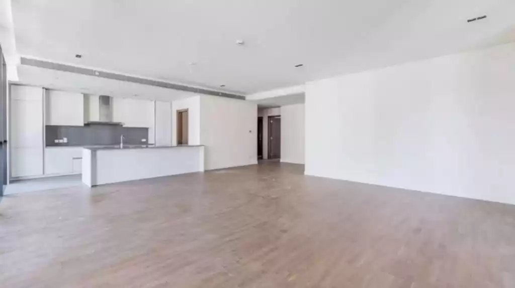 Residential Ready Property 3+maid Bedrooms U/F Apartment  for rent in Dubai #22906 - 1  image 