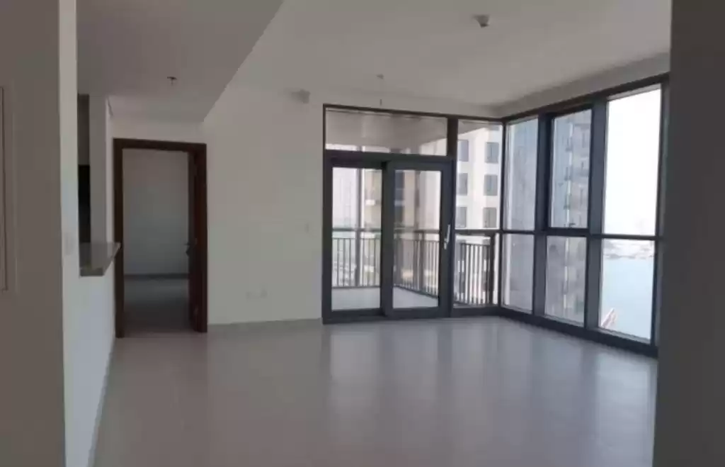 Wohn Klaar eigendom 2 Schlafzimmer U/F Wohnung  zu vermieten in Dubai #22930 - 1  image 