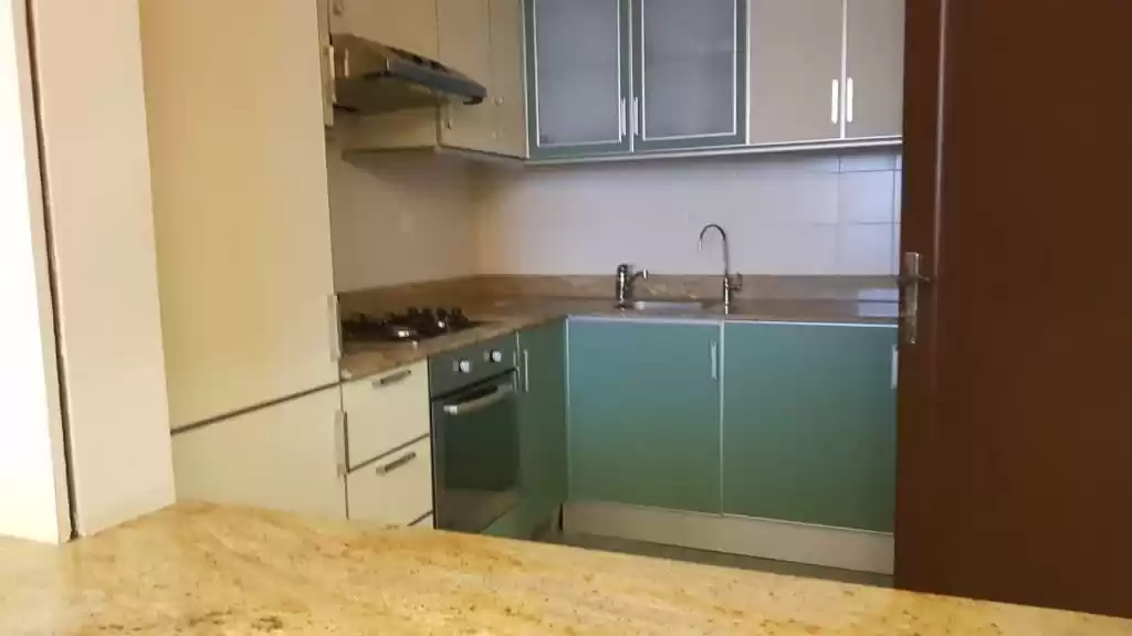 Wohn Klaar eigendom 2 Schlafzimmer F/F Wohnung  zu vermieten in Kuwait #23016 - 1  image 