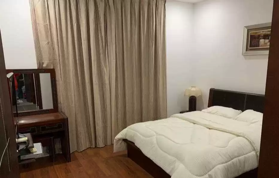 Residential Ready Property 2 Bedrooms F/F Apartment  for rent in Kuwait #23063 - 1  image 