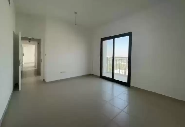 住宅 就绪物业 3 间卧室 U/F 公寓  出租 在 迪拜 #23208 - 1  image 
