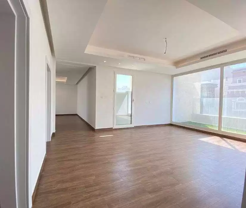 Residential Ready Property 5+maid Bedrooms U/F Apartment  for rent in Kuwait #23219 - 1  image 