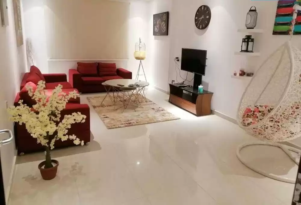 Residential Ready Property 2 Bedrooms F/F Apartment  for rent in Kuwait #23294 - 1  image 