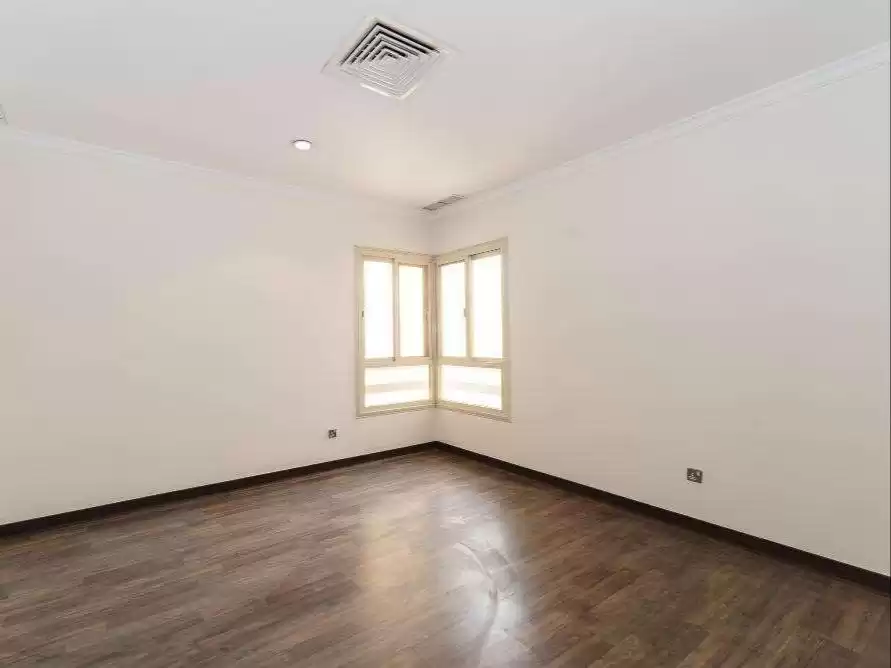 住宅 就绪物业 3 间卧室 U/F 公寓  出租 在 科威特 #23326 - 1  image 