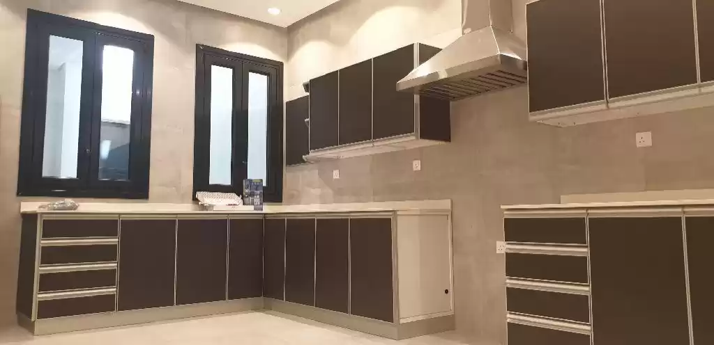 住宅 就绪物业 4 间卧室 U/F 独立别墅  出租 在 科威特 #23360 - 1  image 