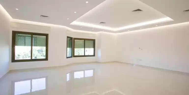 Wohn Klaar eigendom 4 Schlafzimmer U/F Wohnung  zu vermieten in Kuwait #23420 - 1  image 