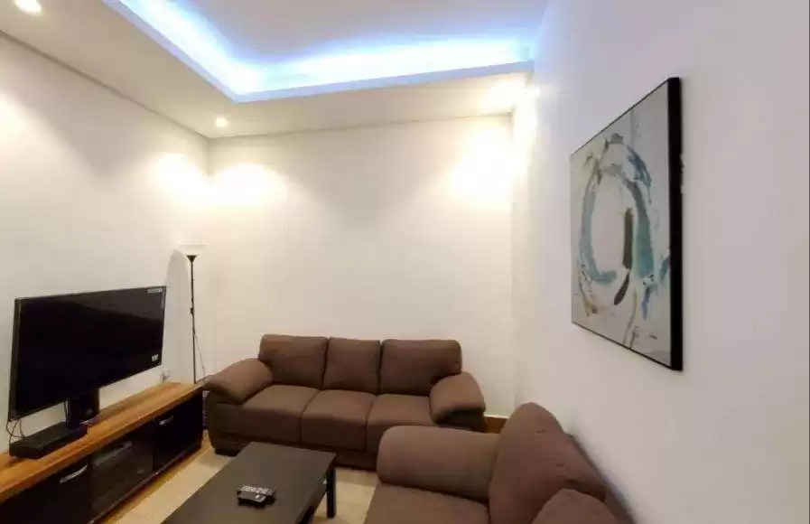 Residential Ready Property 4 Bedrooms F/F Apartment  for rent in Kuwait #23451 - 1  image 