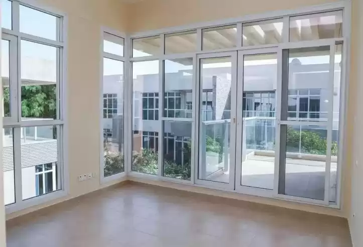 Residential Ready Property 3 Bedrooms U/F Standalone Villa  for rent in Dubai #23491 - 1  image 
