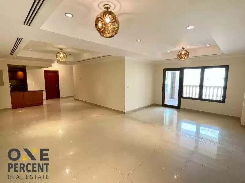 yerleşim Hazır Mülk 2 yatak odası S/F Apartman  kiralık içinde Al Sadd , Doha #23560 - 1  image 