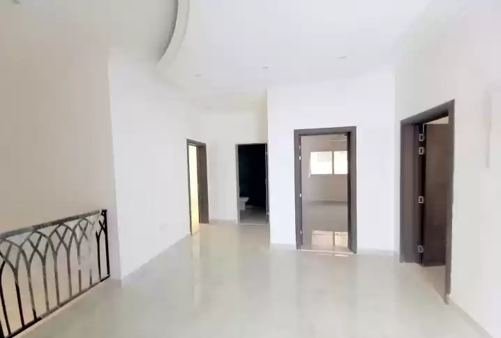 住宅 就绪物业 4+女仆卧室 U/F 独立别墅  出租 在 迪拜 #23575 - 1  image 