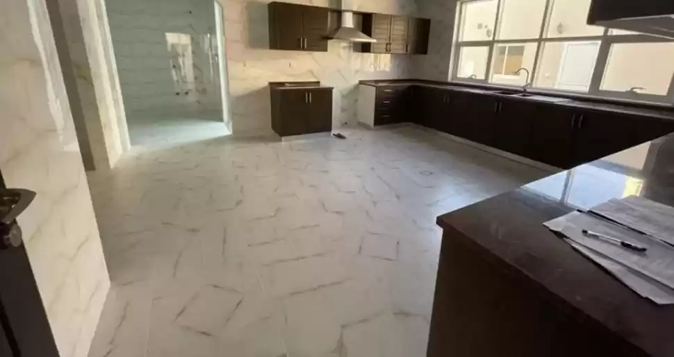 Residential Ready Property 6+maid Bedrooms U/F Standalone Villa  for rent in Dubai #23578 - 1  image 