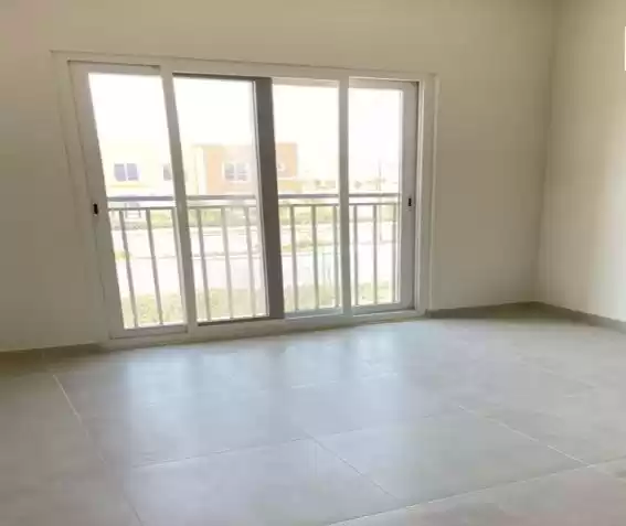 Residential Ready Property 3+maid Bedrooms U/F Standalone Villa  for rent in Dubai #23585 - 1  image 