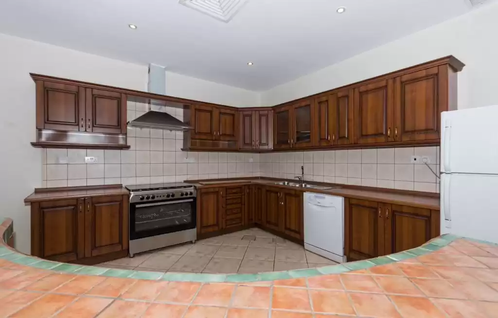 مسکونی املاک آماده 3 خوابه U/F اپارتمان  برای اجاره که در کویت #23625 - 1  image 