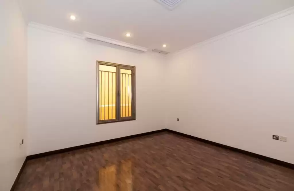 住宅 就绪物业 4 间卧室 U/F 公寓  出租 在 科威特 #23708 - 1  image 