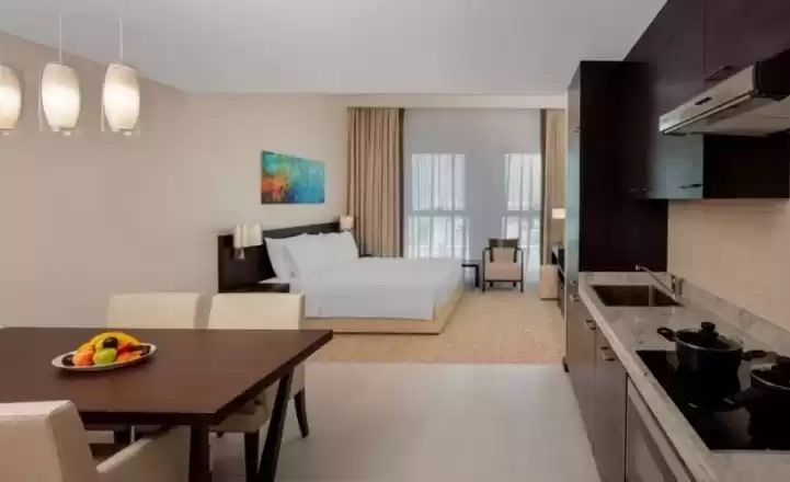 سكني عقار جاهز 1 غرفة  مفروش شقق فندقية  للإيجار في دبي #23854 - 1  صورة 