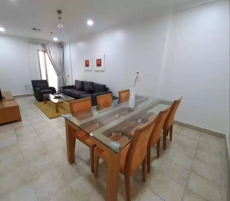 سكني عقار جاهز 2 غرف  مفروش شقة  للإيجار في الكويت #24002 - 1  صورة 
