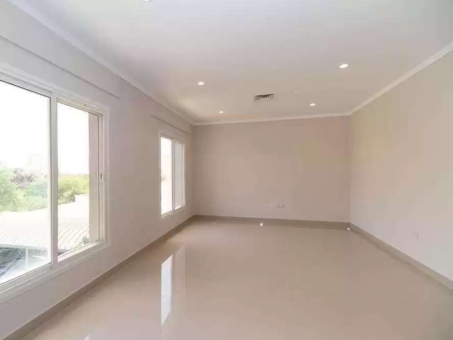 住宅 就绪物业 3 间卧室 U/F 公寓  出租 在 科威特 #24065 - 1  image 