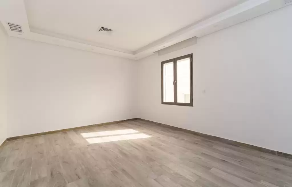 住宅 就绪物业 4 间卧室 U/F 公寓  出租 在 科威特 #24073 - 1  image 