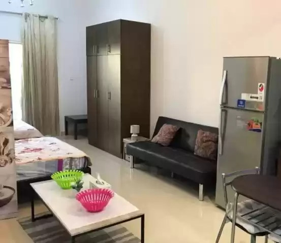 سكني عقار جاهز ستوديو مفروش شقة  للإيجار في دبي #24097 - 1  صورة 