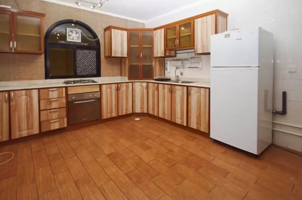 مسکونی املاک آماده 3 خوابه U/F اپارتمان  برای اجاره که در کویت #24146 - 1  image 
