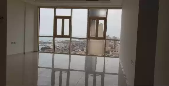Wohn Klaar eigendom 2 + Magd Schlafzimmer S/F Wohnung  zu vermieten in Kuwait #24177 - 1  image 