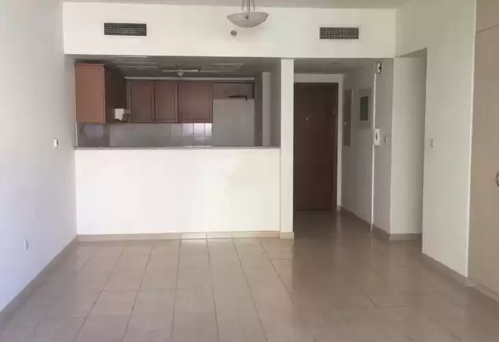 Residential Ready Property 2 Bedrooms U/F Apartment  for rent in Dubai #24187 - 1  image 