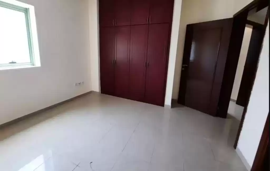 住宅 就绪物业 2 间卧室 U/F 公寓  出租 在 迪拜 #24237 - 1  image 