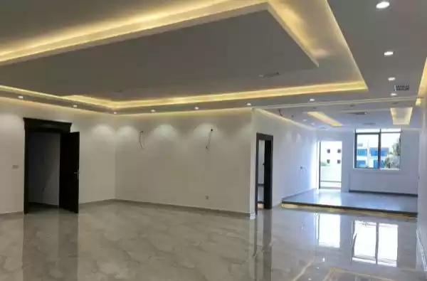 住宅 就绪物业 4+女仆卧室 U/F 公寓  出租 在 科威特 #24244 - 1  image 