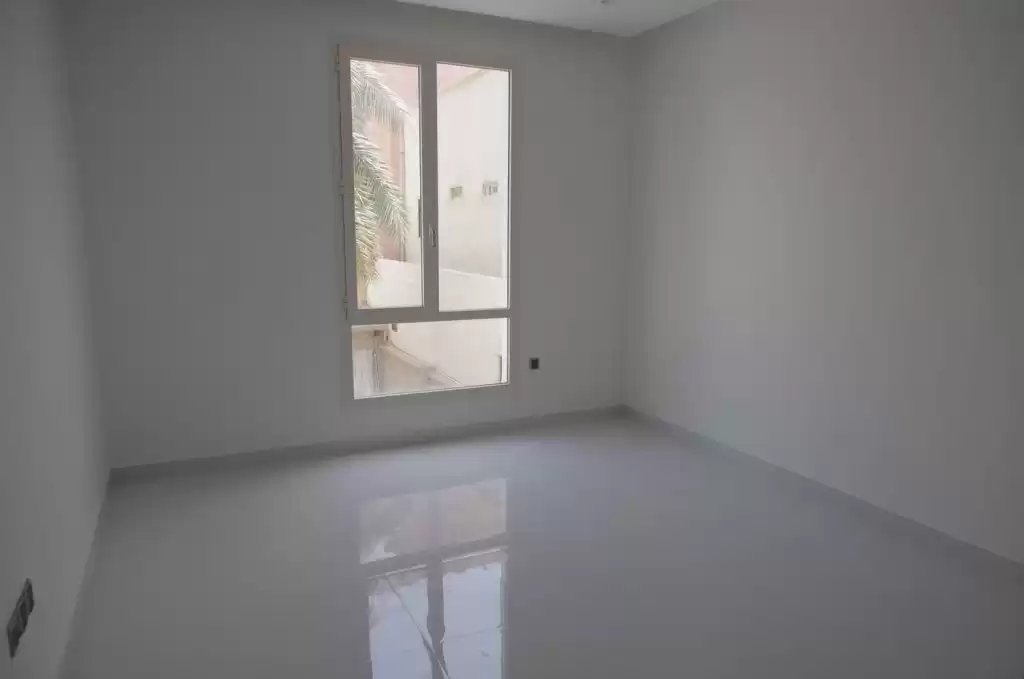 مسکونی املاک آماده 4 اتاق خواب U/F اپارتمان  برای اجاره که در کویت #24318 - 1  image 
