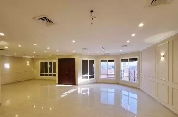Residential Ready Property 5+maid Bedrooms U/F Standalone Villa  for rent in Kuwait #24338 - 1  image 