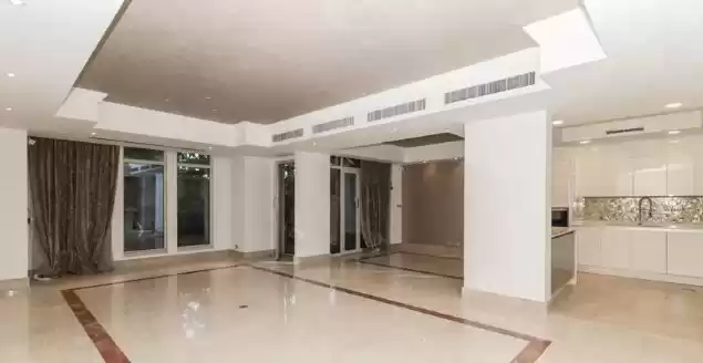 سكني عقار جاهز 3 + غرفة خادمة غير مفروش فيلا  للبيع في دبي #24370 - 1  صورة 