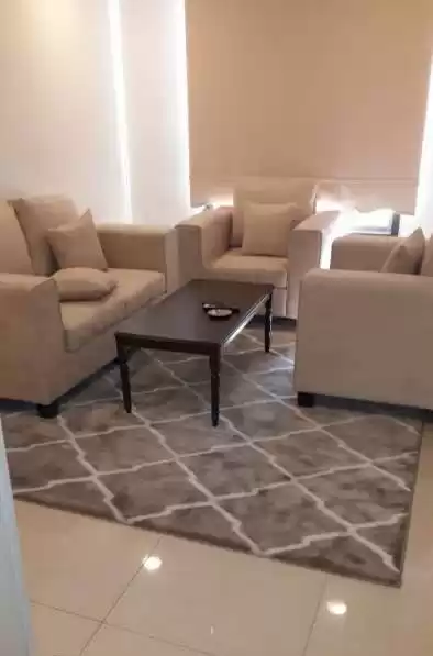 Wohn Klaar eigendom 2 Schlafzimmer F/F Wohnung  zu vermieten in Kuwait #24409 - 1  image 