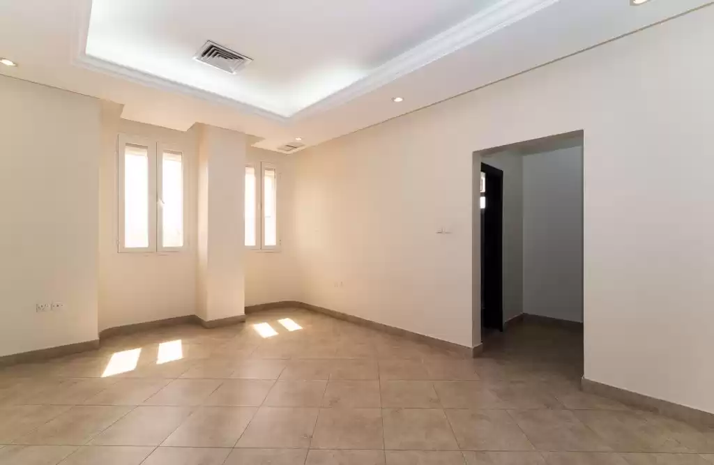 سكني عقار جاهز 3 غرف  نصف مفروش شقة  للإيجار في الكويت #24416 - 1  صورة 