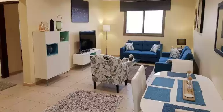 Residential Ready Property 2 Bedrooms F/F Apartment  for rent in Kuwait #24418 - 1  image 