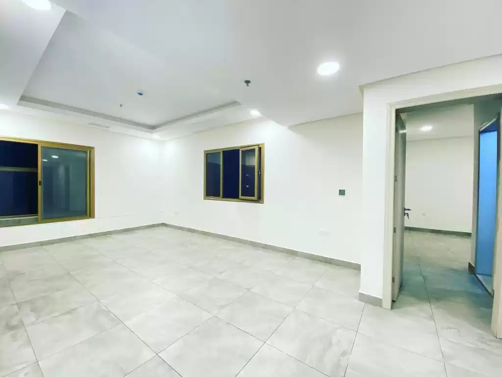 住宅 就绪物业 4 间卧室 U/F 公寓  出租 在 科威特 #24431 - 1  image 