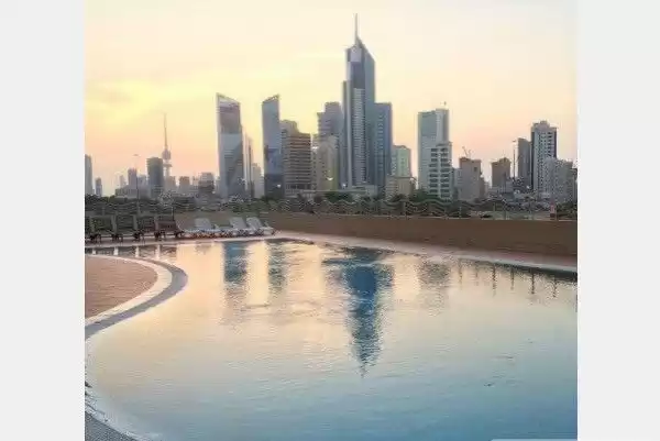 Wohn Klaar eigendom 3 + Magd Schlafzimmer S/F Wohnung  zu vermieten in Kuwait #24510 - 1  image 