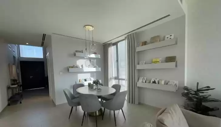 yerleşim Hazır Mülk 4+hizmetçi Yatak Odası F/F Müstakil Villa  satılık içinde Dubai #24574 - 1  image 