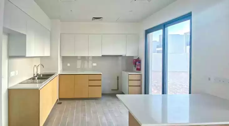 住宅 就绪物业 4 间卧室 U/F 独立别墅  出售 在 迪拜 #24577 - 1  image 