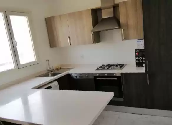 مسکونی املاک آماده 1 اتاق خواب U/F اپارتمان  برای اجاره که در کویت #24644 - 1  image 