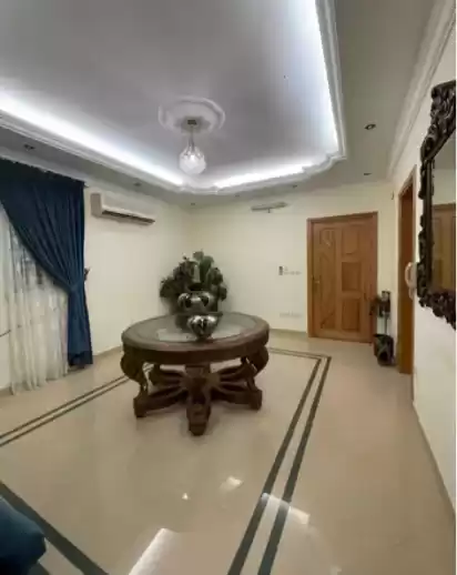 سكني عقار جاهز 5 + غرفة خادمة غير مفروش شقة  للبيع في الرياض #24665 - 1  صورة 