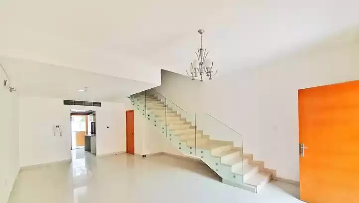 Residential Ready Property 4+maid Bedrooms U/F Standalone Villa  for sale in Dubai #24688 - 1  image 