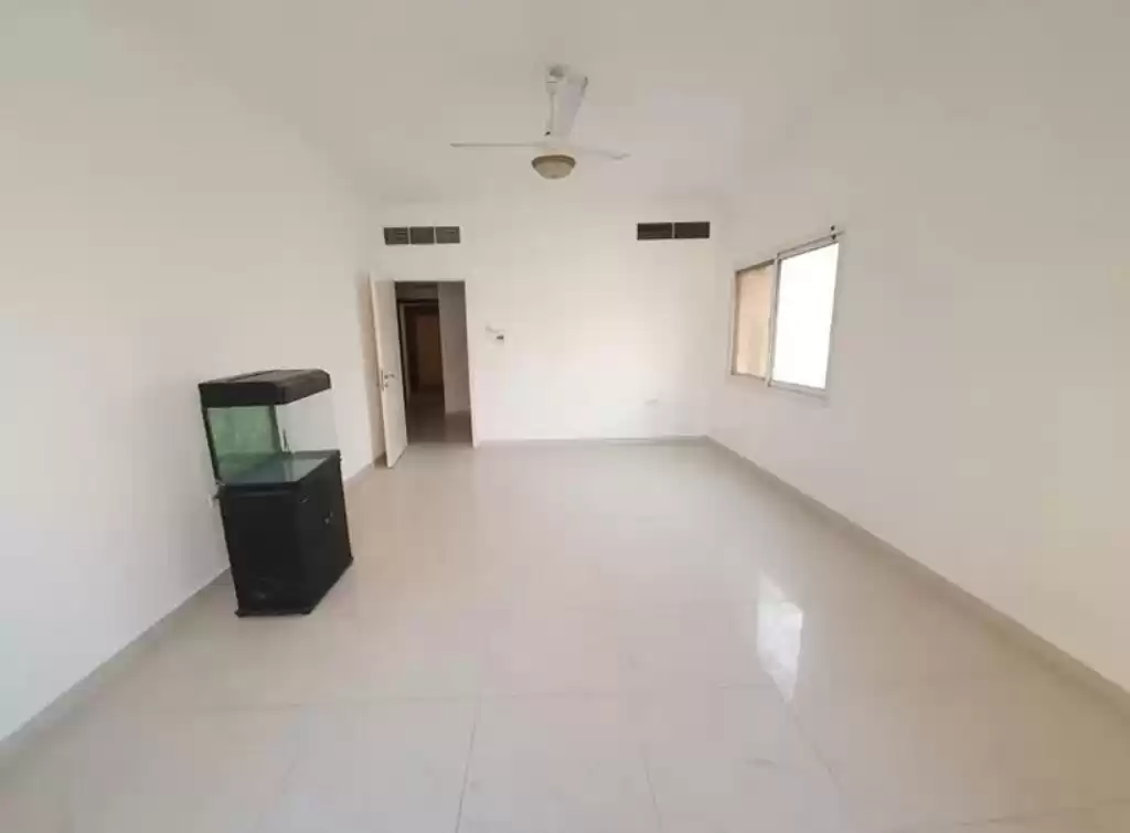 yerleşim Hazır Mülk Stüdyo U/F Apartman  kiralık içinde Dubai #24712 - 1  image 