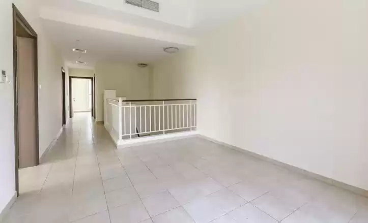 سكني عقار جاهز 3 + غرفة خادمة غير مفروش فيلا  للبيع في دبي #24740 - 1  صورة 