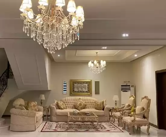 مسکونی املاک آماده 3 خوابه U/F ویلای مستقل  برای فروش که در ریاض #24762 - 1  image 
