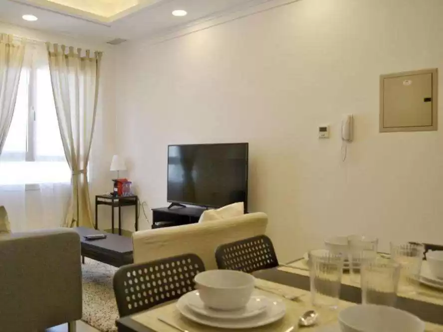 Residential Ready Property 2 Bedrooms F/F Apartment  for rent in Kuwait #24866 - 1  image 