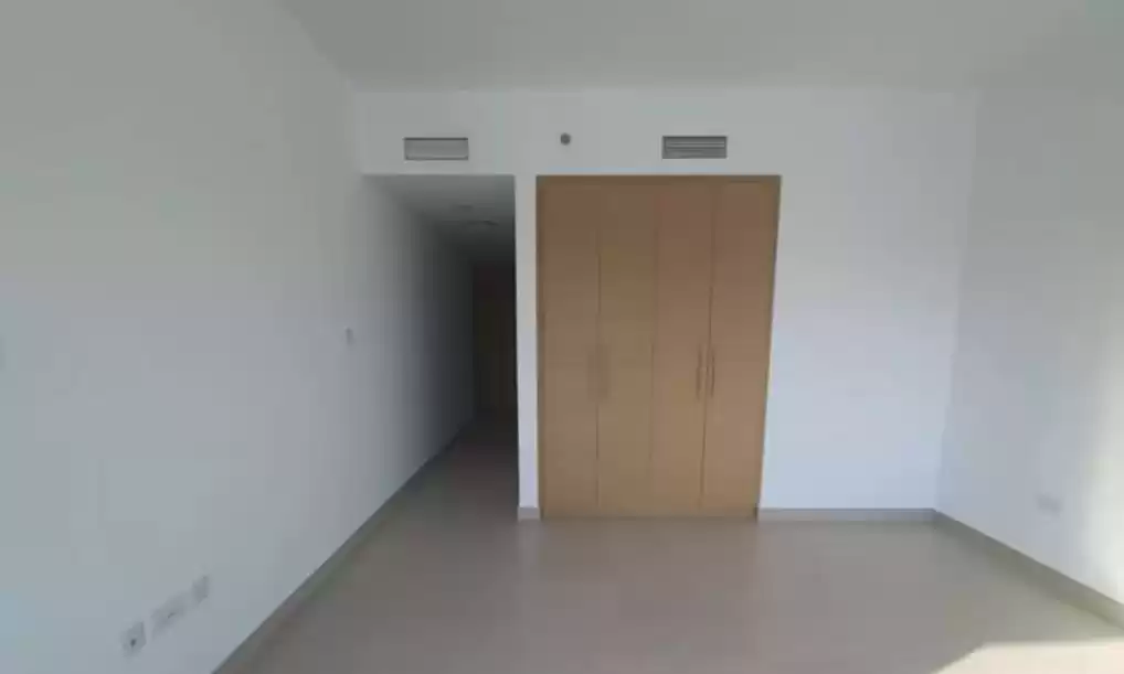 Wohn Klaar eigendom 2 Schlafzimmer U/F Wohnung  zu vermieten in Dubai #24897 - 1  image 