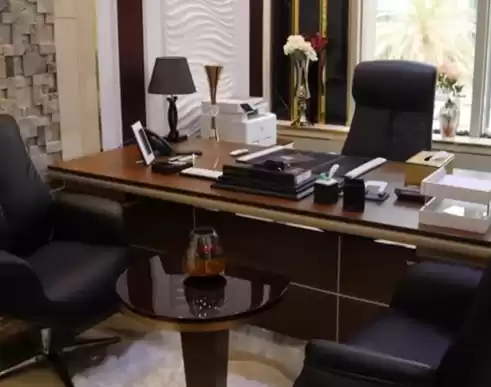 Commercial Propriété prête F / F Bureau  a louer au Riyad #24927 - 1  image 