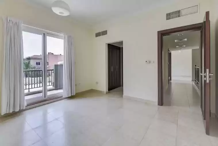 yerleşim Hazır Mülk 5 Yatak Odası U/F Müstakil Villa  satılık içinde Dubai #25032 - 1  image 