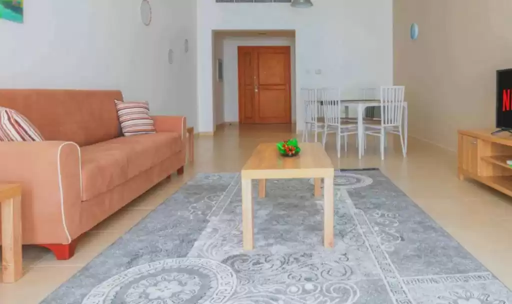 Residential Ready Property 3 Bedrooms S/F Apartment  for rent in Dubai #25060 - 1  image 