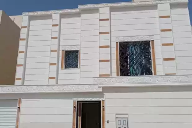 سكني عقار جاهز 5 غرف  غير مفروش فيلا  للبيع في الرياض #25078 - 1  صورة 
